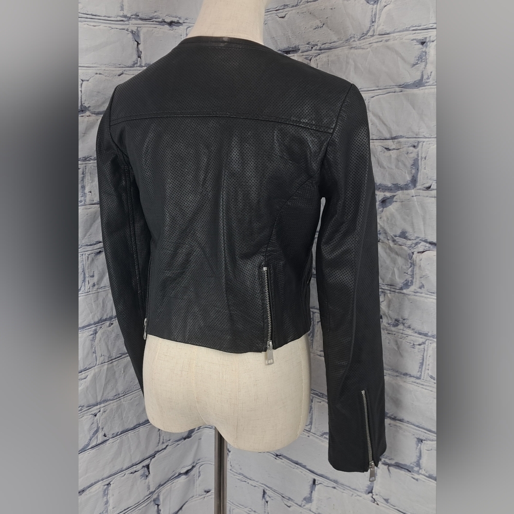 Bagatelle NYC Women's Genuine Leather Jacket Perforated Cropped Zip Cuffs Medium - Picture 9 of 16